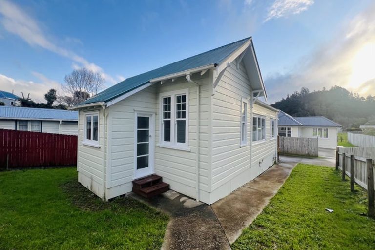 Photo of property in 1295 Rings Road, Coromandel, 3506