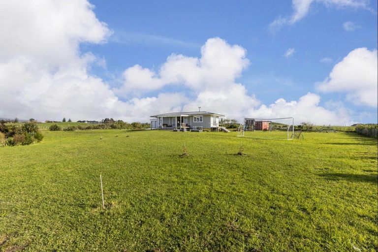 Photo of property in 90 Hoani Road, Okato, New Plymouth, 4381