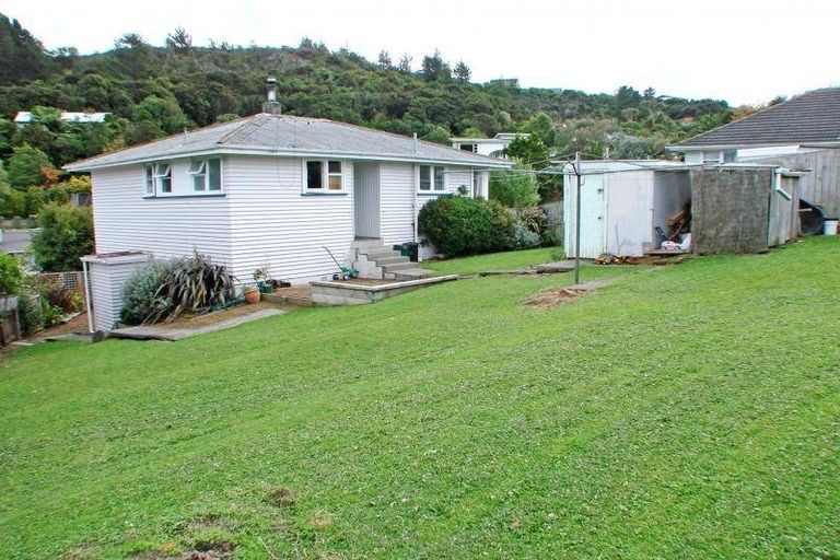 Photo of property in 54 Bird Grove, Stokes Valley, Lower Hutt, 5019