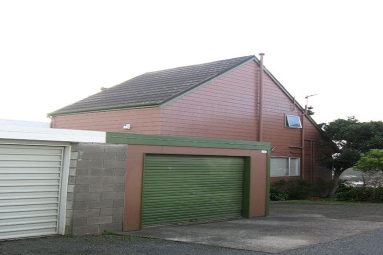 Photo of property in 6 Alister Way, Churton Park, Wellington, 6037