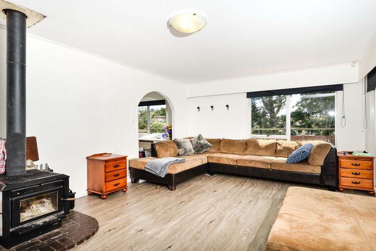 Photo of property in 44 Gallony Avenue, Massey, Auckland, 0614