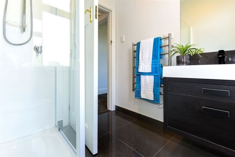 Photo of property in 18 Studholme Street, Somerfield, Christchurch, 8024