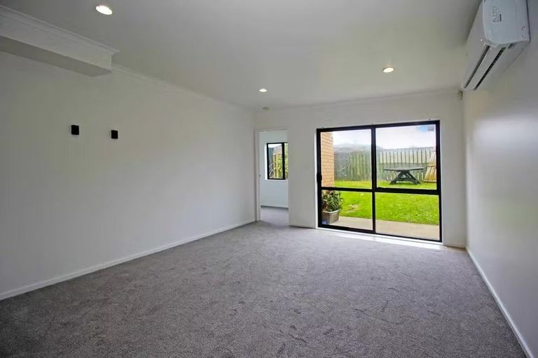 Photo of property in 63 Naylors Drive, Mangere, Auckland, 2022