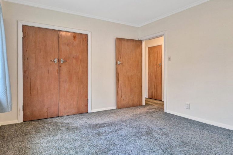 Photo of property in 50 Randwick Road, Northland, Wellington, 6012