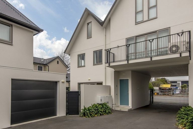 Photo of property in 2/155 Peterborough Street, Christchurch Central, Christchurch, 8013