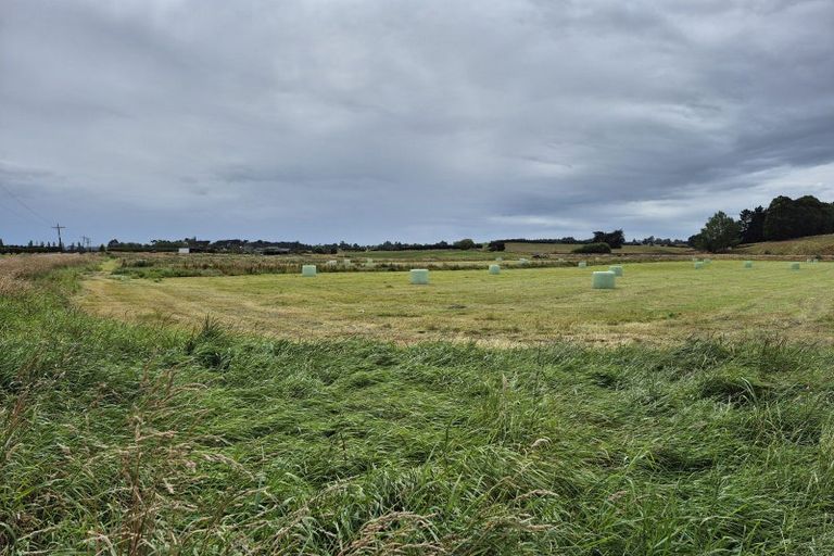 Photo of property in 223 Kaitangata Highway, Stirling, 9231
