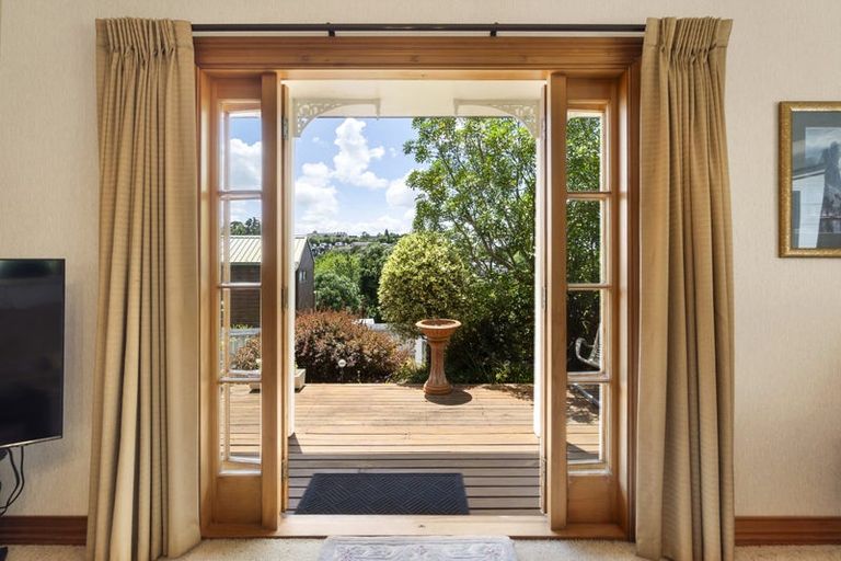 Photo of property in 16 Melva Street, Dinsdale, Hamilton, 3204