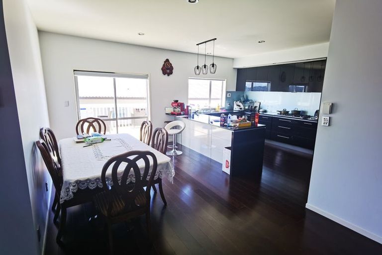 Photo of property in 72 Oakway Drive, Schnapper Rock, Auckland, 0632