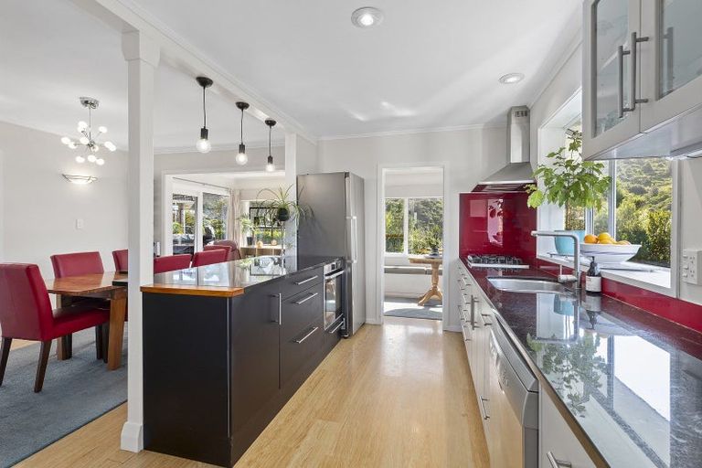 Photo of property in 50 Spencer Street, Crofton Downs, Wellington, 6035