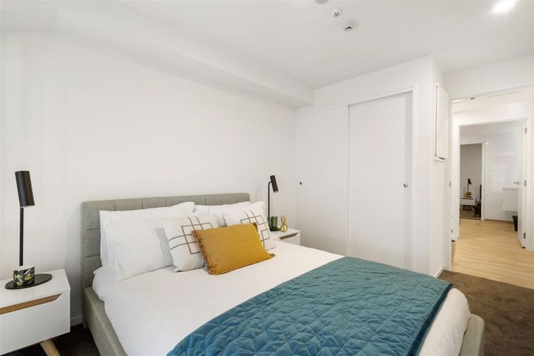 Photo of property in 11 East Street, Papakura, 2110