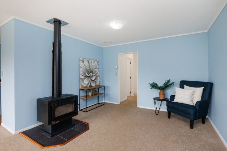 Photo of property in 101 Hillcrest Drive, Kelvin Grove, Palmerston North, 4414