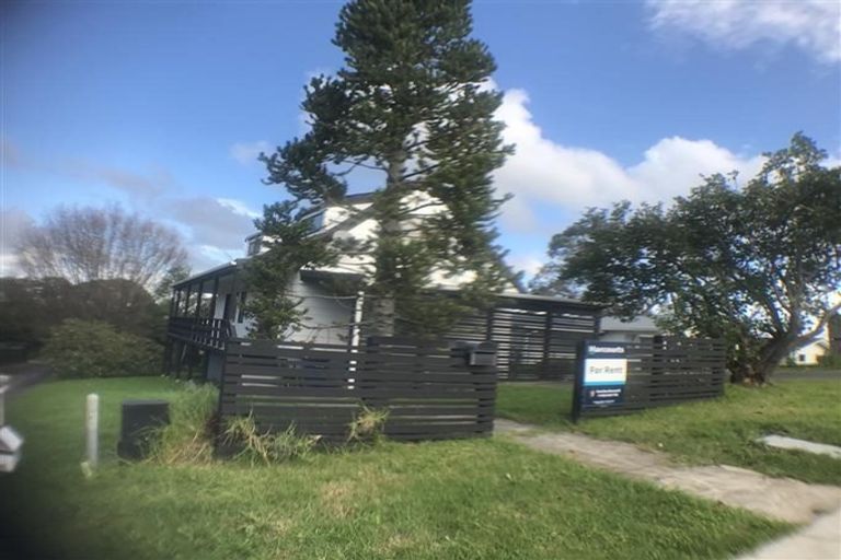 Photo of property in 36 Cyclarama Crescent, Massey, Auckland, 0614