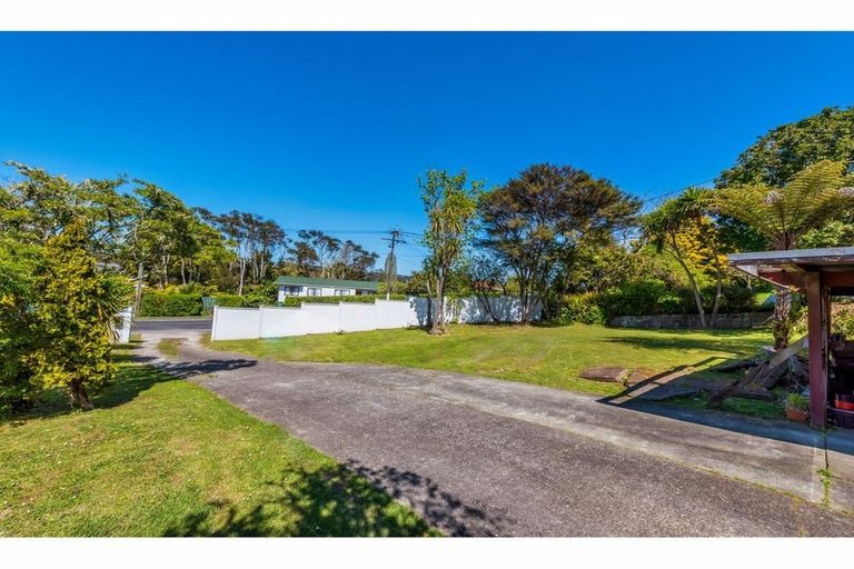 Photo of property in 31 Routley Drive, Glen Eden, Auckland, 0602