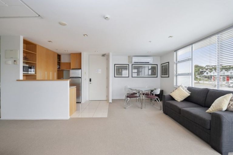 Photo of property in 1/2 Lowell Place, Waipahihi, Taupo, 3330