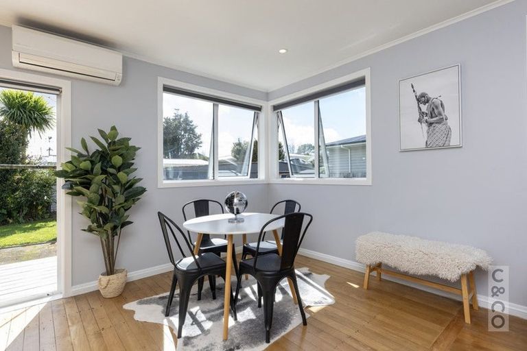 Photo of property in 23 Kaipara Portage Road, Riverhead, 0820