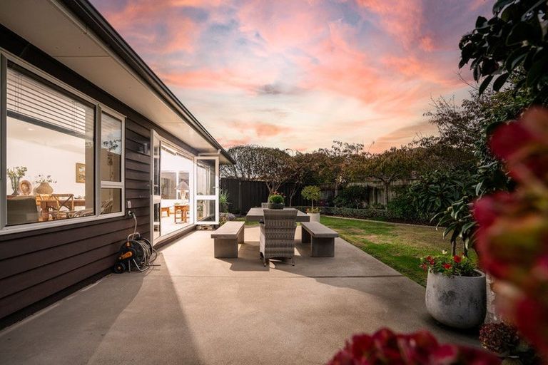 Photo of property in 2 Patterson Lane, Raumati Beach, Paraparaumu, 5032
