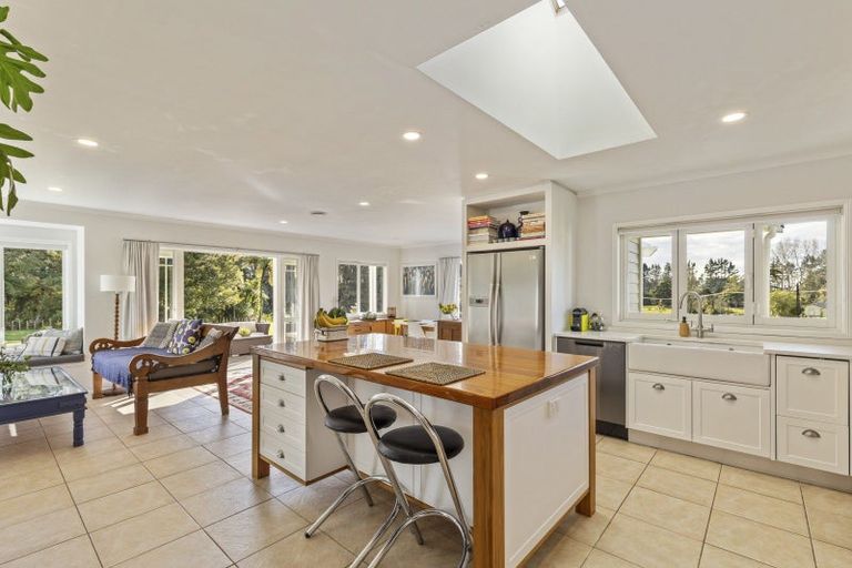 Photo of property in 369 Tariki Road, Ratapiko, 4390