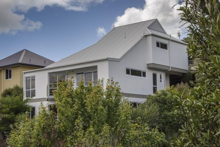 Photo of property in 104 Cannon Hill Crescent, Mount Pleasant, Christchurch, 8081