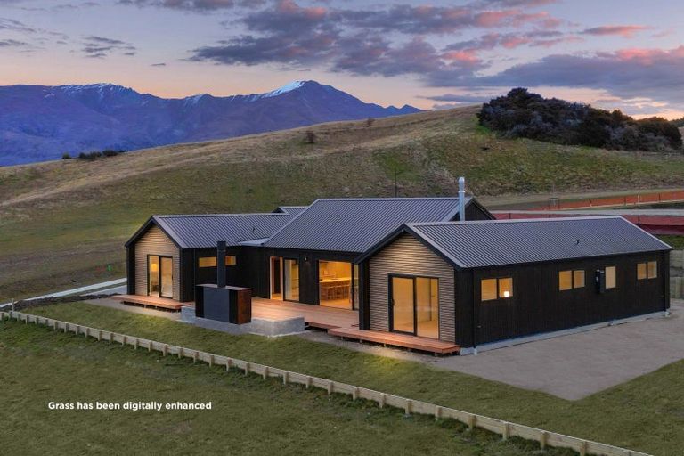 Photo of property in Northlake, 6 Carrickmore Crescent, Wanaka, 9305