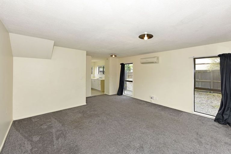 Photo of property in 6/96 Poulson Street, Addington, Christchurch, 8024