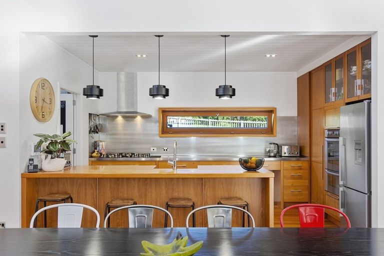 Photo of property in 19r Oceana Drive, Welcome Bay, Tauranga, 3175