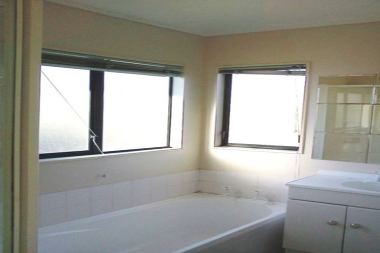 Photo of property in 98b Cortina Avenue, Johnsonville, Wellington, 6037