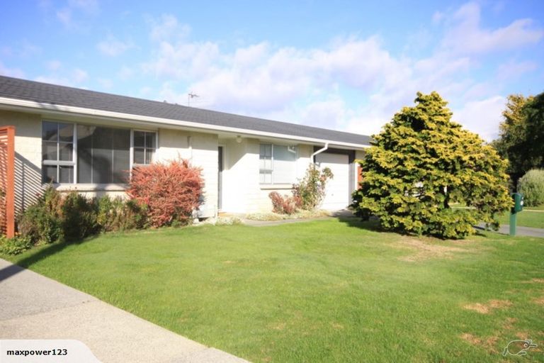 Photo of property in 92 Trafalgar Street, Waterloo, Lower Hutt, 5011