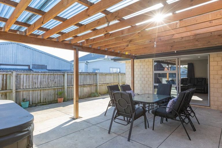 Photo of property in 21 Cridland Street West, Kaiapoi, 7630
