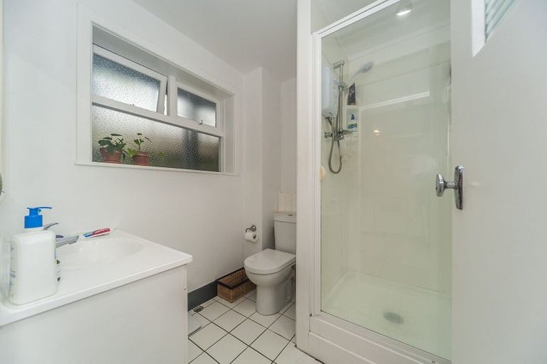 Photo of property in Parkland Flats, 51u5 Adams Terrace, Kelburn, Wellington, 6021