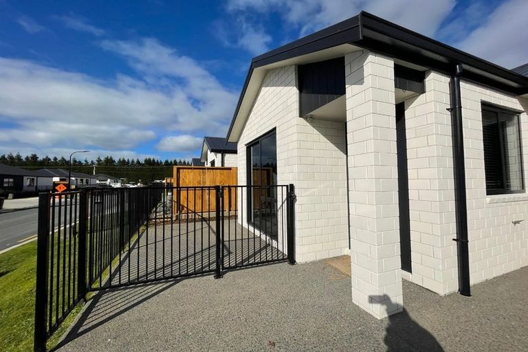 Photo of property in 17 Matuku Place, Katikati, 3178
