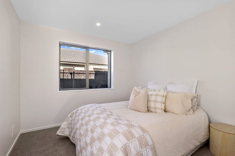 Photo of property in 70 Blakes Road, Belfast, Christchurch, 8051