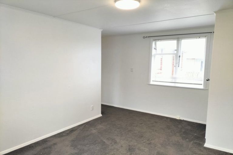 Photo of property in 77 Caldwell Street, Brockville, Dunedin, 9011