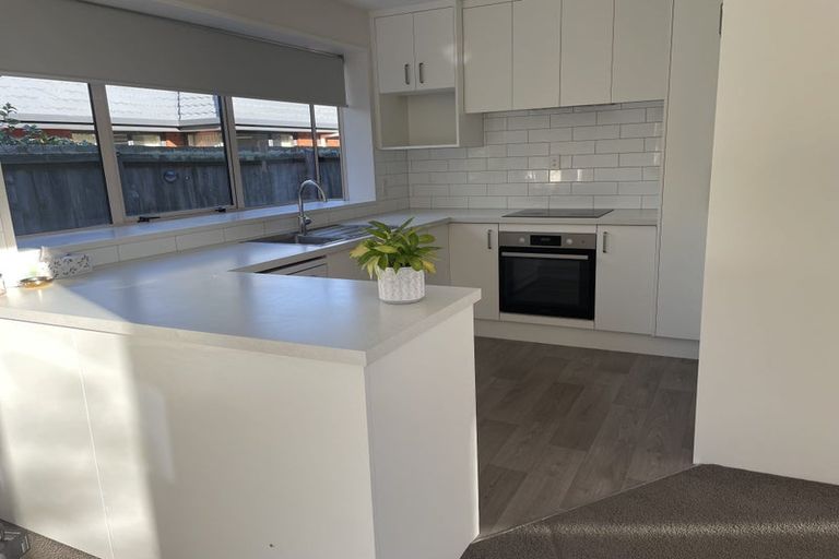 Photo of property in 2/28 Tintern Avenue, Avonhead, Christchurch, 8042