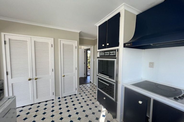 Photo of property in 1/26 East Coast Road, Milford, Auckland, 0620