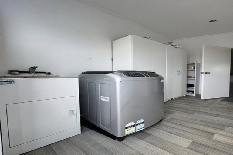 Photo of property in 28 Sedgebrook Road, Patumahoe, Pukekohe, 2678