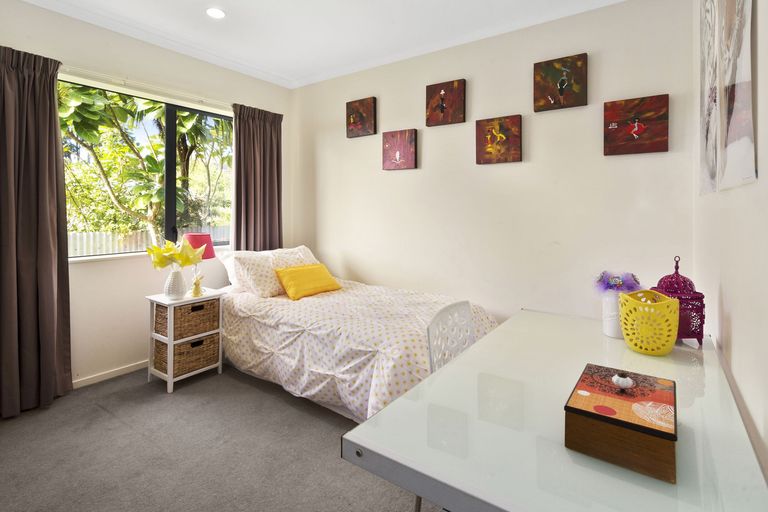 Photo of property in 63a Stottholm Road, Titirangi, Auckland, 0604