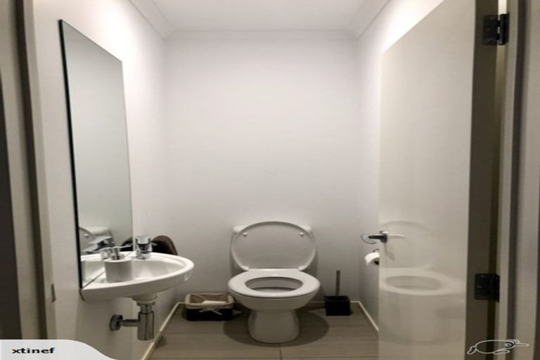 Photo of property in 16 Shelduck Way, Hobsonville, Auckland, 0616