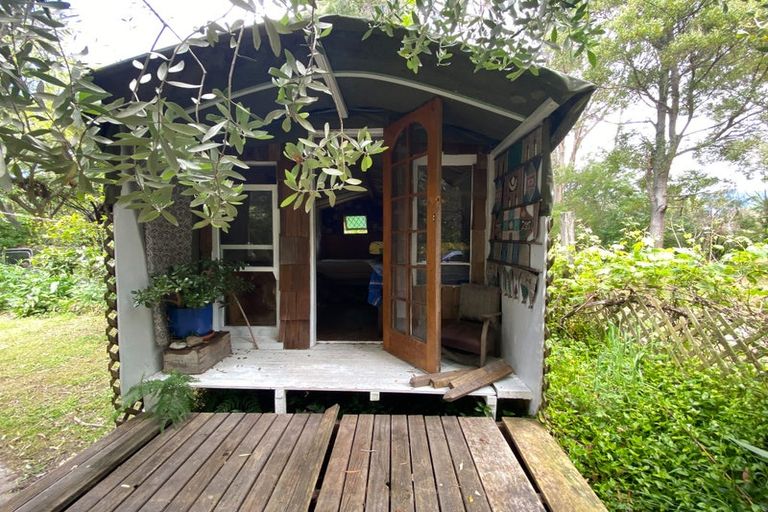 Photo of property in 38 Rangihaeata Road, Rangihaeata, Takaka, 7182