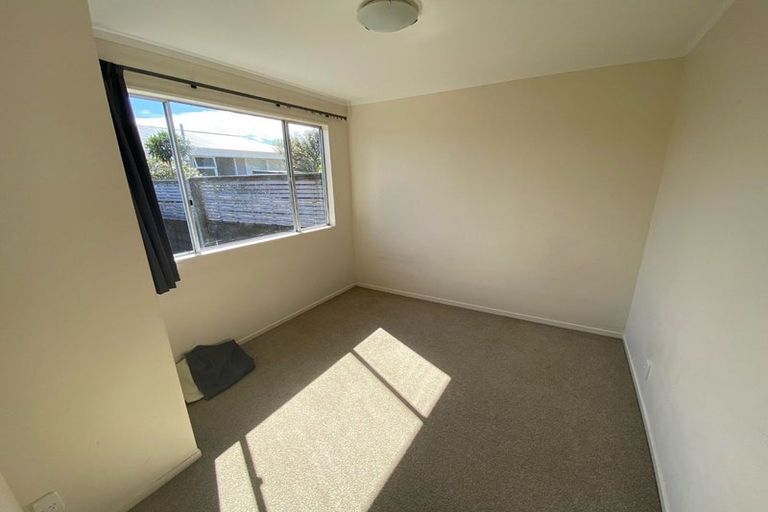 Photo of property in 54 Churton Drive, Churton Park, Wellington, 6037