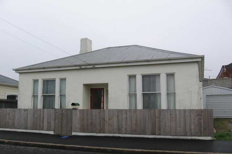 Photo of property in 6 Osmond Street, South Dunedin, Dunedin, 9012