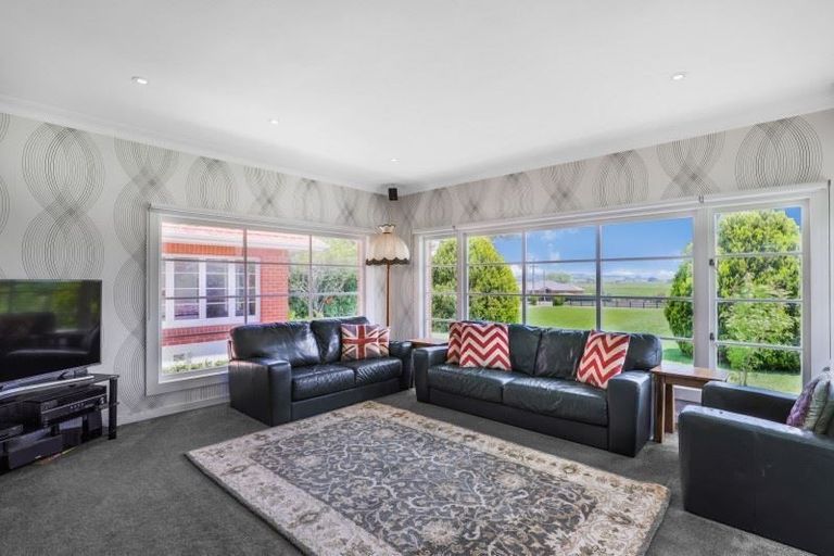 Photo of property in 37a Taurangaruru Road, Waiuku, 2683