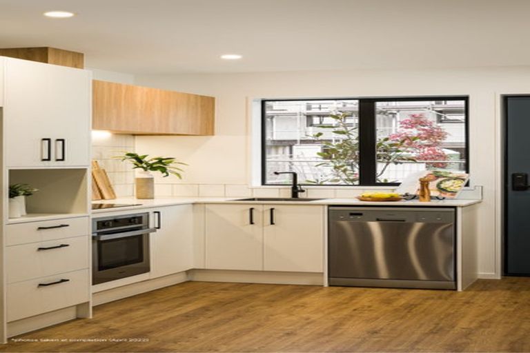 Photo of property in 66 Miromiro Street, Broomfield, Christchurch, 8042