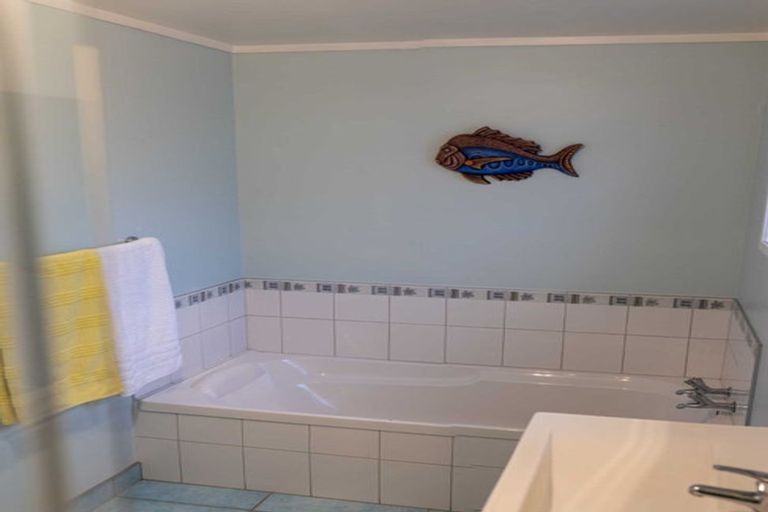 Photo of property in 12 Hall Street, Kihikihi, Te Awamutu, 3800