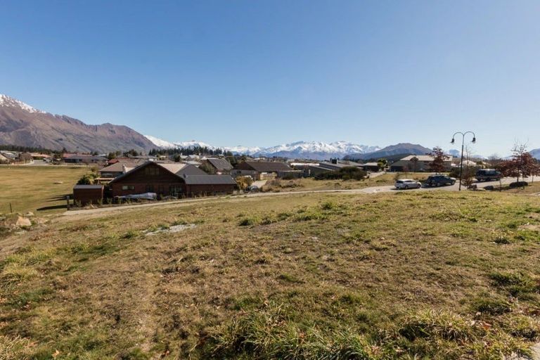 Photo of property in 6 Ansted Place, Wanaka, 9305
