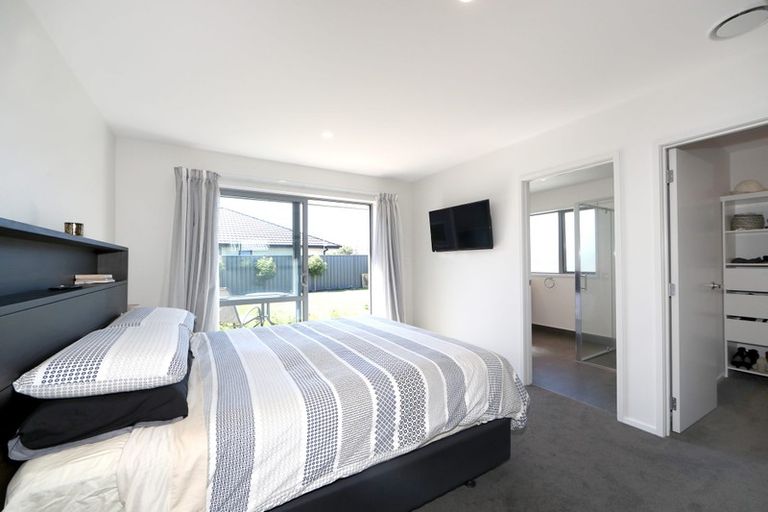 Photo of property in 13 Mckay Close, Frimley, Hastings, 4120