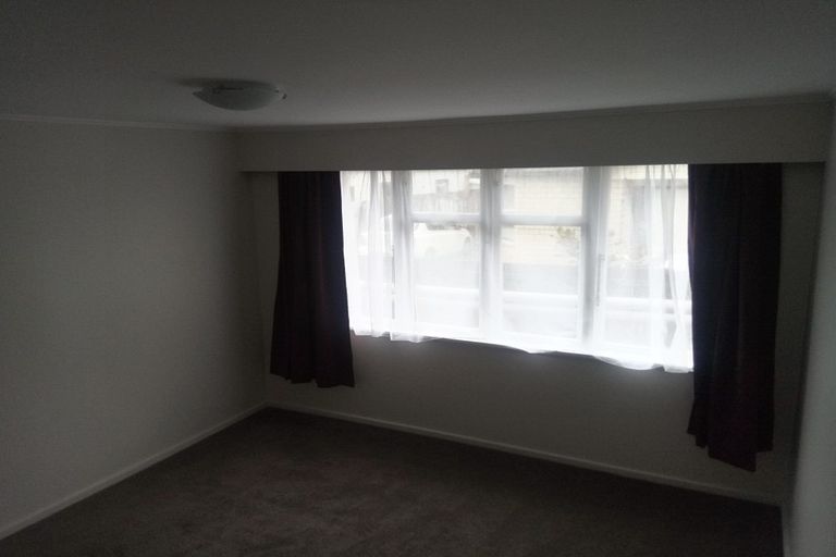 Photo of property in 42 Great South Road, Papatoetoe, Auckland, 2025