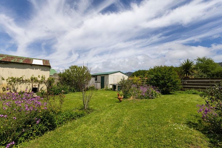 Photo of property in 26 Ward Street, Runanga, 7803