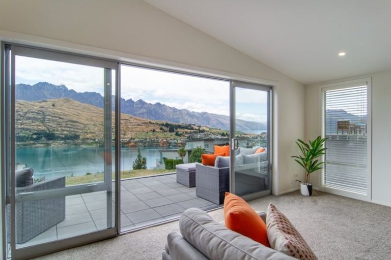 Photo of property in St Andrews Park, 44b Highview Terrace, Queenstown, 9300