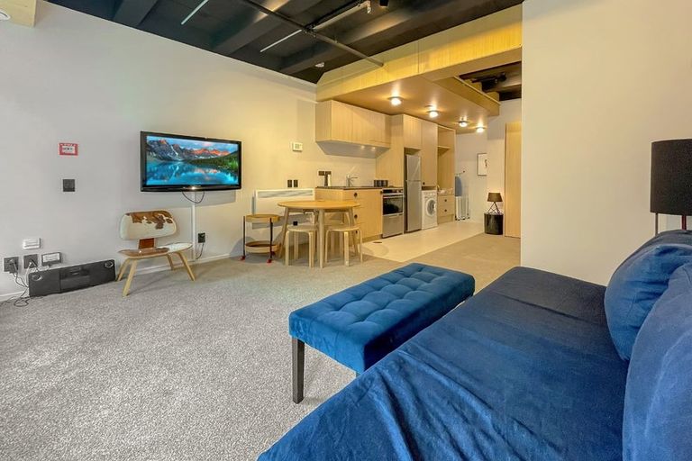 Photo of property in Vedado Apartments, 107/41u Hopper Street, Mount Cook, Wellington, 6011