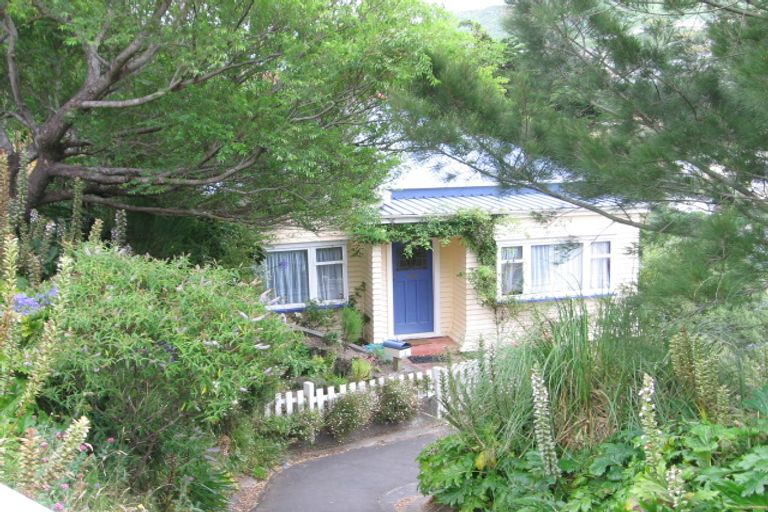 Photo of property in 1 Taft Street, Brooklyn, Wellington, 6021